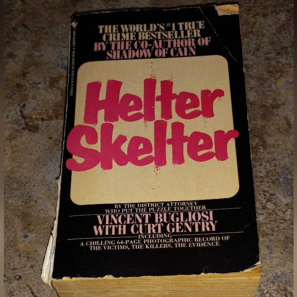 Helter Skelter 1974 Signed Vincent Bugliosi Paperback